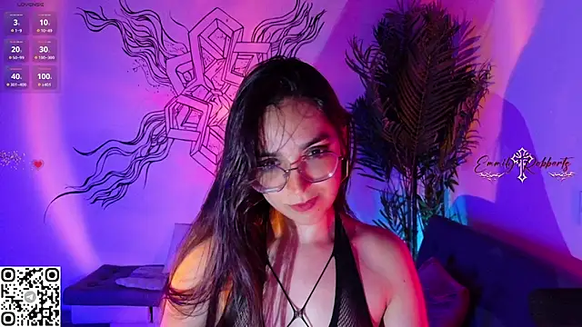 Emmi Roberts online show from 04.23.26