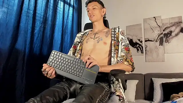 Giotrashy online show from 07.21.26
