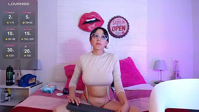 Snapshot of Hairydoll_ chatting on 03.16.26 Hairydoll online show from 03.16.26