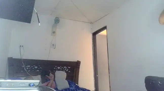 Snapshot of ClinkingTwirp chatting on 03.15.25 ClinkingTwirp online show from 03.15.25