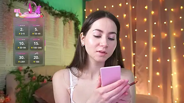 Snapshot of EvaMossi chatting on 03.22.25 EvaMossi online show from 03.22.25