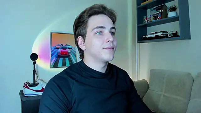 Snapshot of Eric_ether chatting on 09.09.25 Eric ether online show from 09.09.25