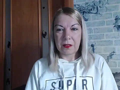 Lillia Ray online show from 04.30.26