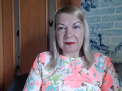 Lillia Ray online show from 05.17.26
