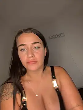 DarkVelvet online show from 10.26.25