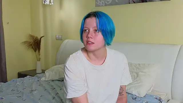 ErlineBeamer online show from 03.19.25