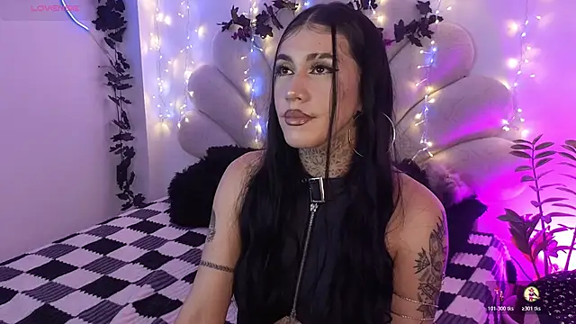 Snapshot of AnfisaLetyagho chatting on 12.03.25 AnfisaLetyagho online show from 12.03.25