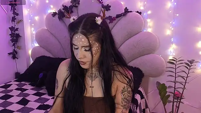 Snapshot of AnfisaLetyagho chatting on 12.22.25 AnfisaLetyagho online show from 12.22.25