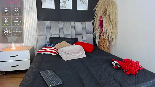 Snapshot of mia_gatess chatting on 03.19.25 mia gatess online show from 03.19.25