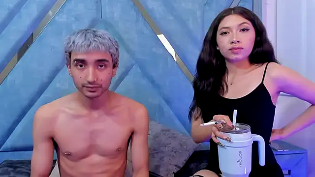 LauryAndNarem69 online show from 11.20.25