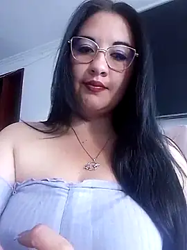 Snapshot of melisamoon_ chatting on 03.17.25 melisamoon online show from 03.17.25