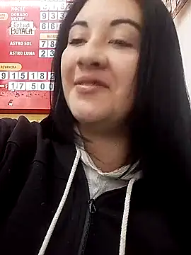 Snapshot of melisamoon_ chatting on 03.22.25 melisamoon online show from 03.22.25