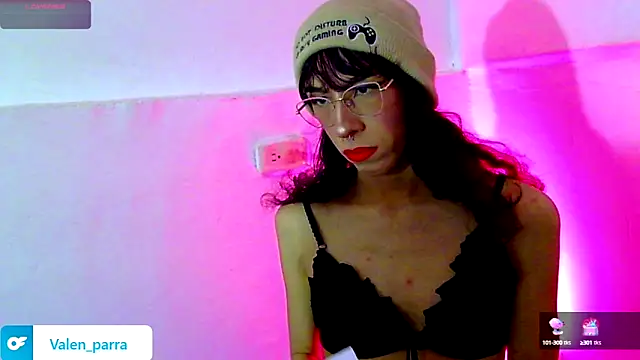 Snapshot of kattycat_ chatting on 10.13.25 kattycat  online show from 10.13.25