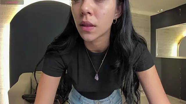 Snapshot of AmaliaCrus chatting on 07.25.26 AmaliaCrus online show from 07.25.26