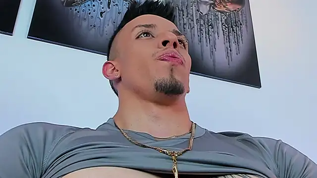 Snapshot of InkAngelo chatting on 09.29.25 InkAngelo online show from 09.29.25