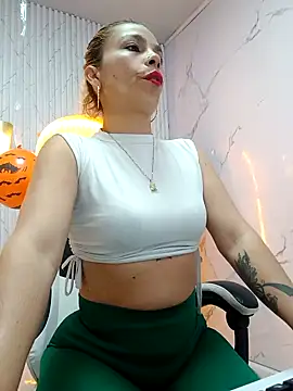 Snapshot of ferchisconejita chatting on 10.06.25 ferchisconejita online show from 10.06.25