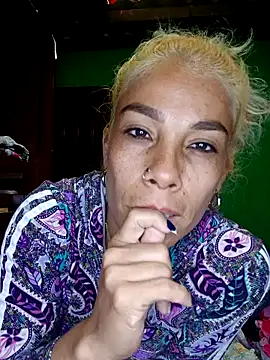 Snapshot of ferchisconejita chatting on 10.22.25 ferchisconejita online show from 10.22.25