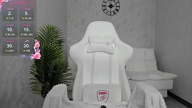 Snapshot of babyisperfect chatting on 03.21.25 babyisperfect online show from 03.21.25