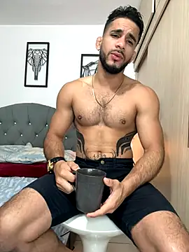 Snapshot of Maximiliano_ford chatting on 09.24.25 Maximiliano ford online show from 09.24.25