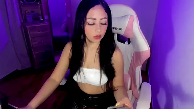 Snapshot of Sweet_milady chatting on 09.12.25 Sweet milady online show from 09.12.25