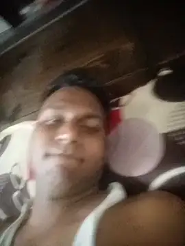 Snapshot of vikesh05 chatting on 03.05.26 vikesh05 online show from 03.05.26