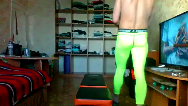 Snapshot of Masya_MaxUA chatting on 03.20.25 Masya MaxUA online show from 03.20.25