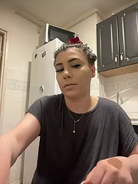 Natasha Cameron22 online show from 05.05.26