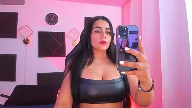 hannarusso online show from 11.21.25