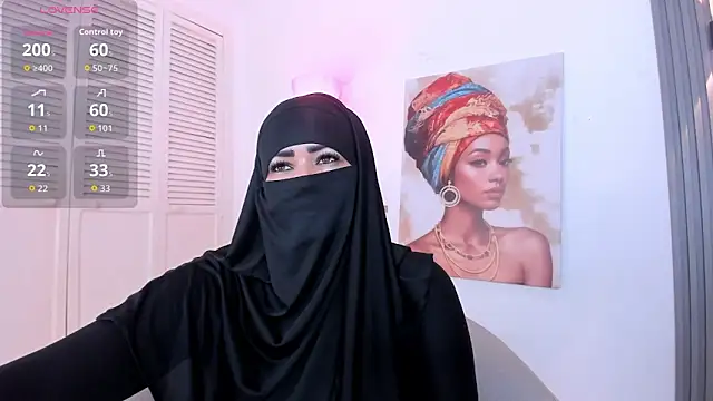 Snapshot of Layla_arabelle chatting on 02.24.26 Layla arabelle online show from 02.24.26