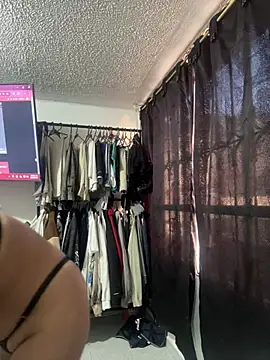 KatianPierce online show from 06.20.26