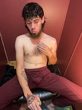 bwcizThrobbing online show from 10.29.25