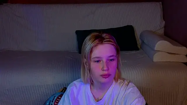 Snapshot of Tara_Lawson chatting on 07.19.26 Tara Lawson online show from 07.19.26