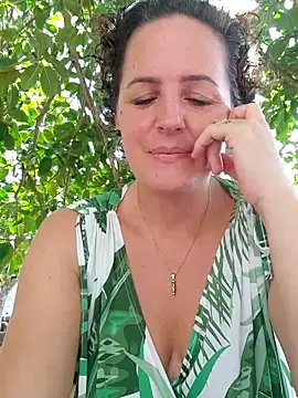 emiliemilf online show from 04.28.26