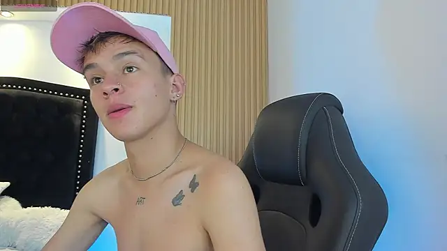 LiamWildx20 online show from 06.20.26
