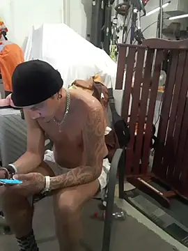 TAIZ69WORLD online show from 11.01.25