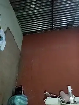 Snapshot of 317894 chatting on 10.31.25 317894 online show from 10.31.25