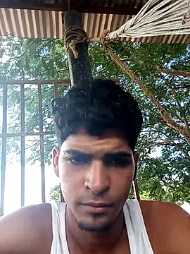 Snapshot of 317894 chatting on 12.04.25 317894 online show from 12.04.25