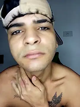 Snapshot of 317894 chatting on 02.18.26 317894 online show from 02.18.26