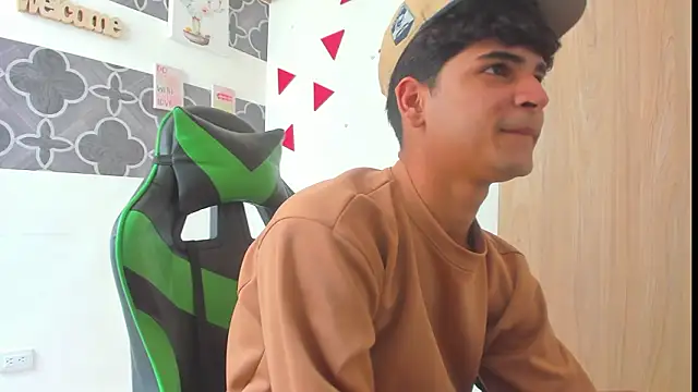 317894 online show from 03.01.26