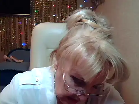 Margo Sweety online show from 10.04.25