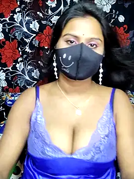 Snapshot of hotshilpa chatting on 10.19.25 hotshilpa online show from 10.19.25