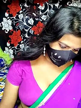 Snapshot of hotshilpa chatting on 10.24.25 hotshilpa online show from 10.24.25