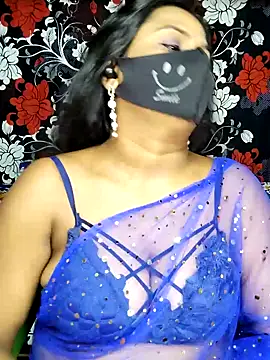 Snapshot of hotshilpa chatting on 10.25.25 hotshilpa online show from 10.25.25