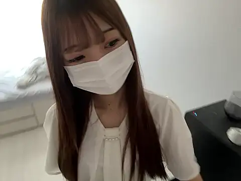 Snapshot of yunayuna_1231 chatting on 11.02.25 yunayuna 1231 online show from 11.02.25