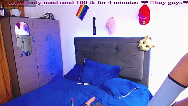 Kandy Bellerose online show from 11.13.25