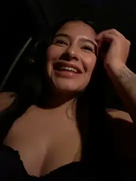 Snapshot of andrea_gomes_ chatting on 10.12.25 andrea gomes online show from 10.12.25