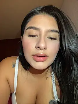 andrea gomes  online show from 05.17.26