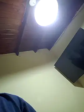 Snapshot of lucas12ya chatting on 10.29.25 lucas12ya online show from 10.29.25