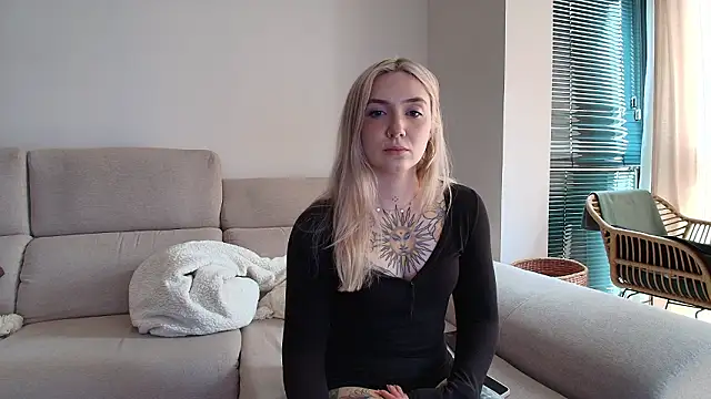 tattoobbgirl online show from 02.10.26