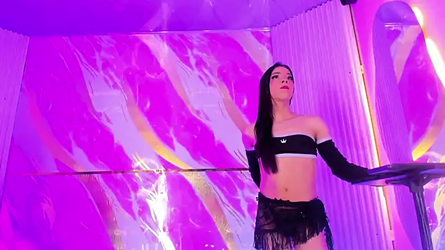 The Hot Ts Dolls online show from 07.01.26